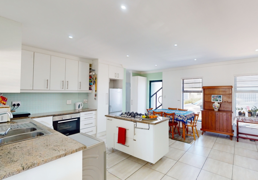 3 Bedroom Property for Sale in Fairview Golf Estate Western Cape